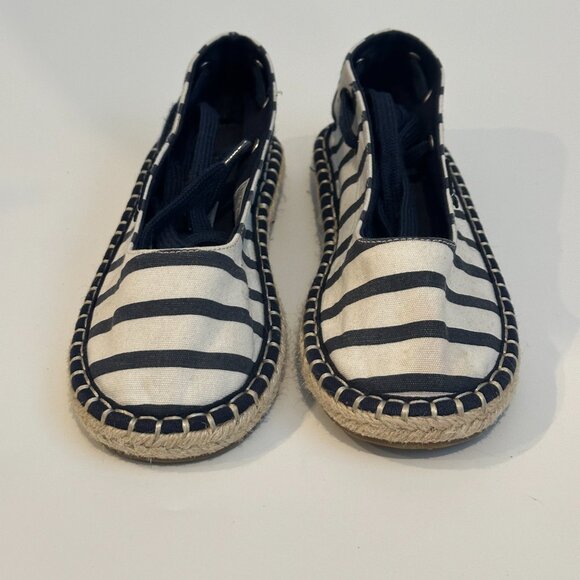 Ralph Lauren Pyper Striped Canvas Espadrille Child 12 1/2 Retail: $75.00 - Picture 2 of 6